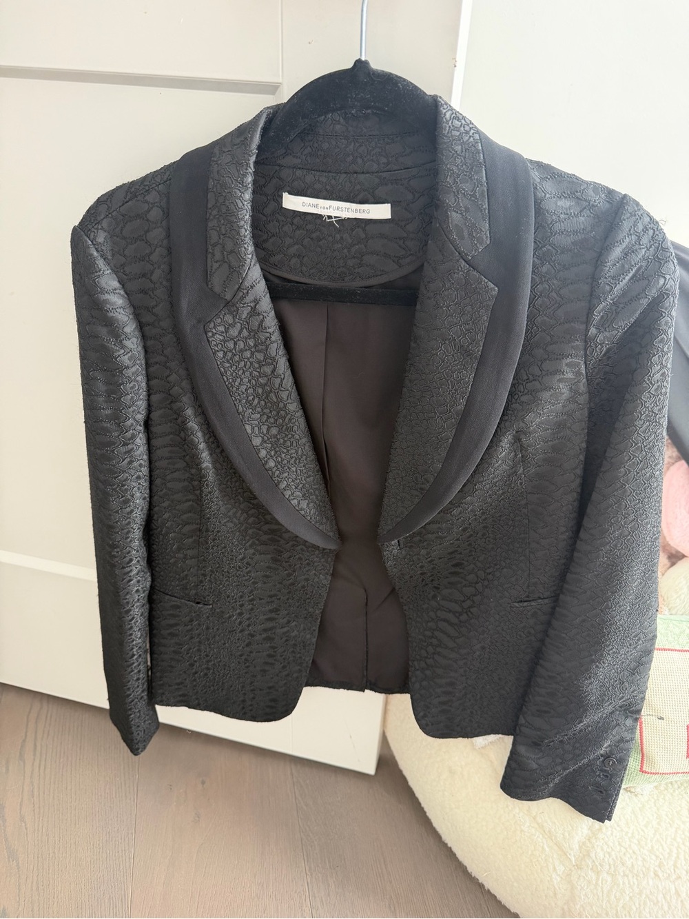 Diane Von Furstenberg Black Textured Satin-Trim Blazer